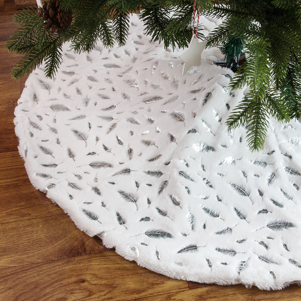 White Christmas Tree Skirt